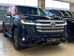 تۆیۆتا لاند کروزەر